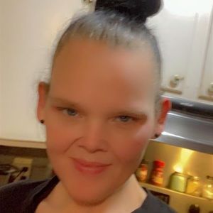 Meet your Posher, Helena